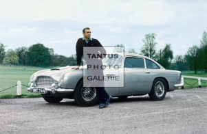 Connery_Aston_neu_low
