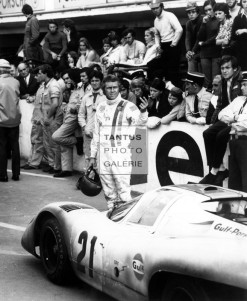 Steve_McQueen_zeichen_low